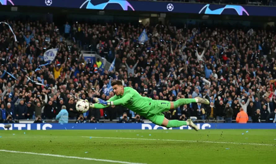 Dünya Futbolunda Parlayan Kaleciler: Ederson ve 15 İsim Daha